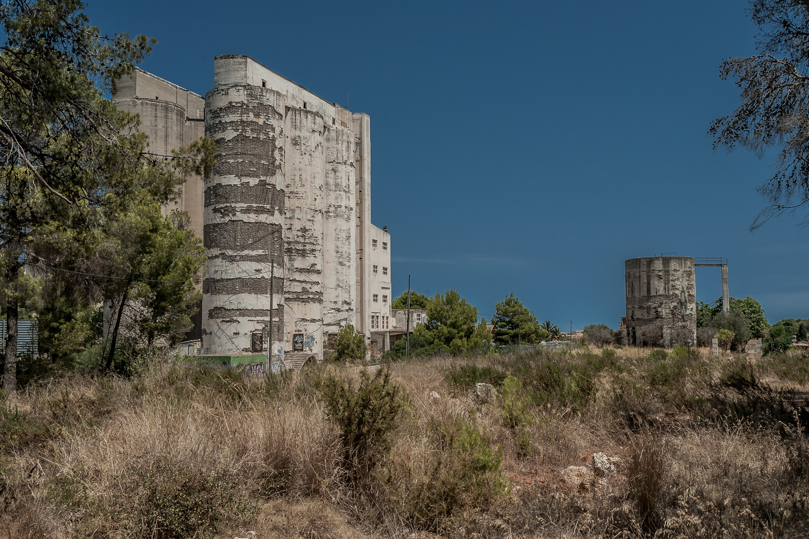 Alte Betonfabrik in Denia