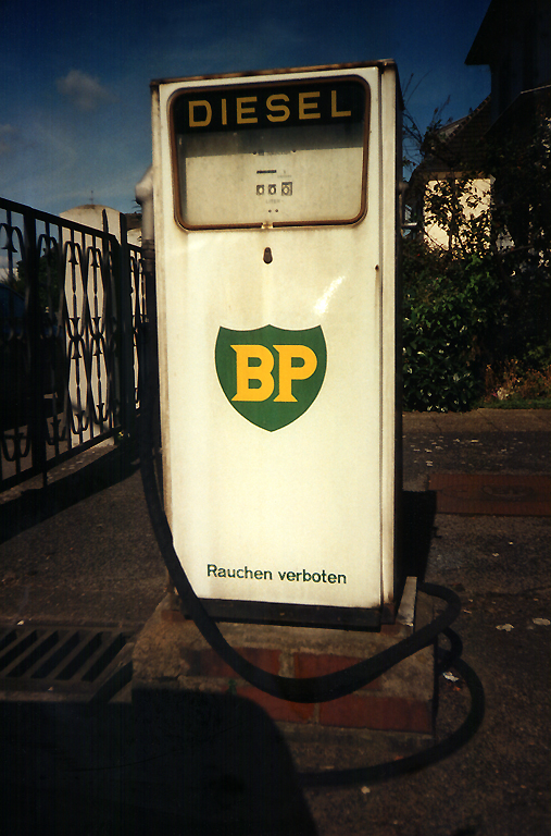 Alte BP-Zapfsäule mit Charakter