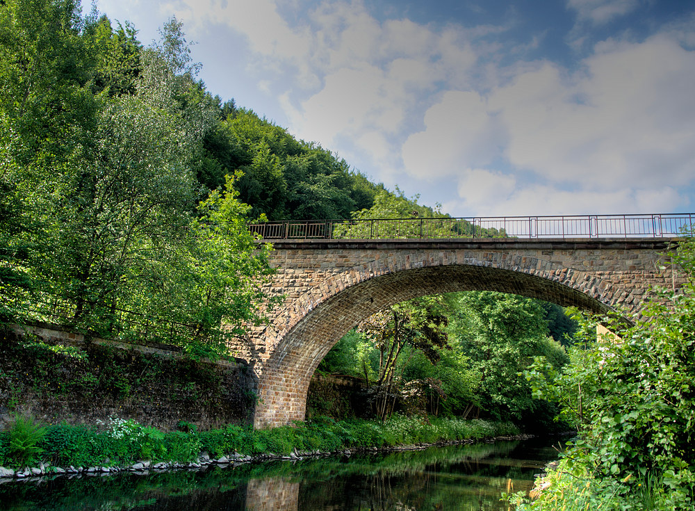 Alte Bruchsteinbrücke