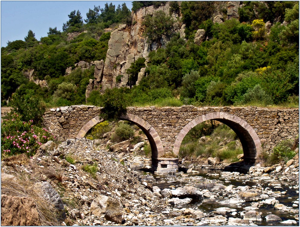 Alte Brücke ...