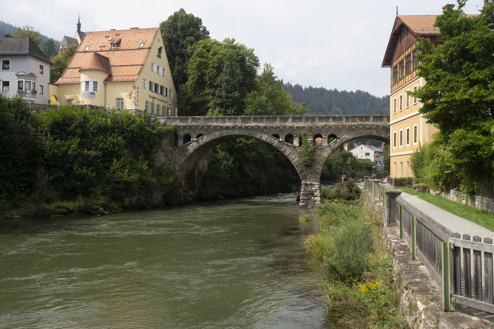 Alte Brücke in Murau