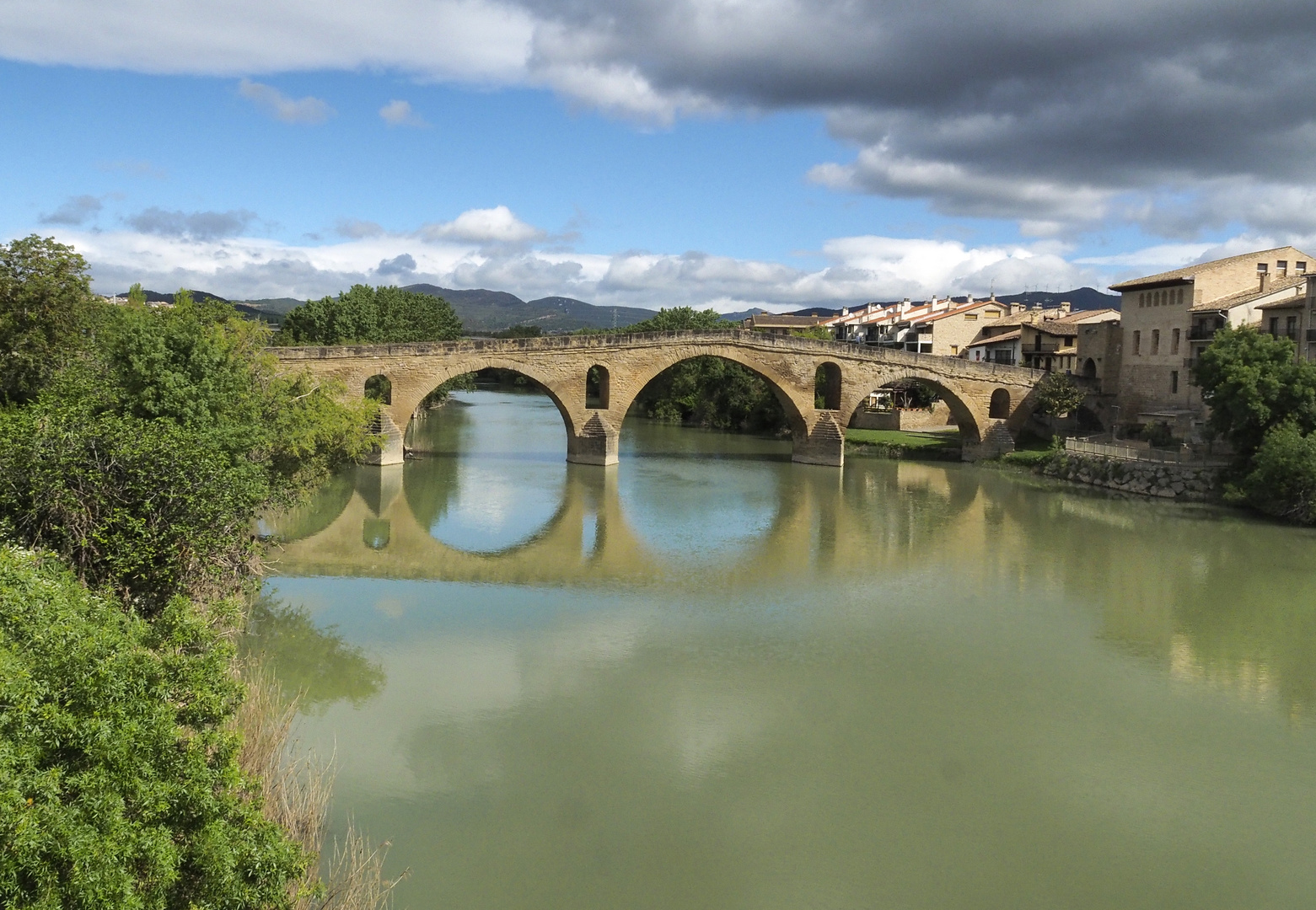 Alte Brücke in Puente la Reina