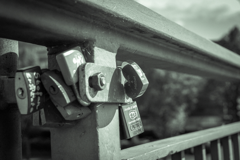 Alte Brücke Saarbrücken Foto & Bild stillleben, zufällige