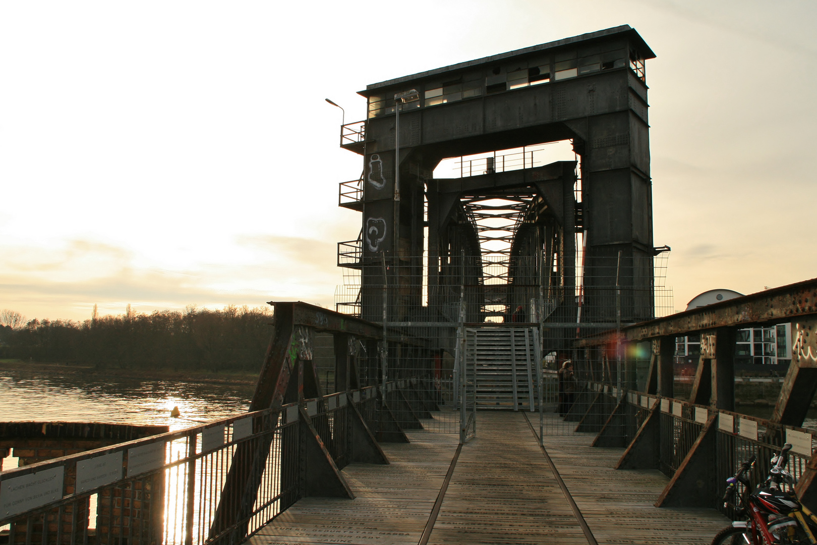 Alte Eisenbahnbrücke