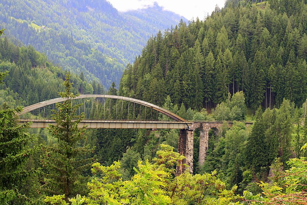 alte Eisenbahnbrücke