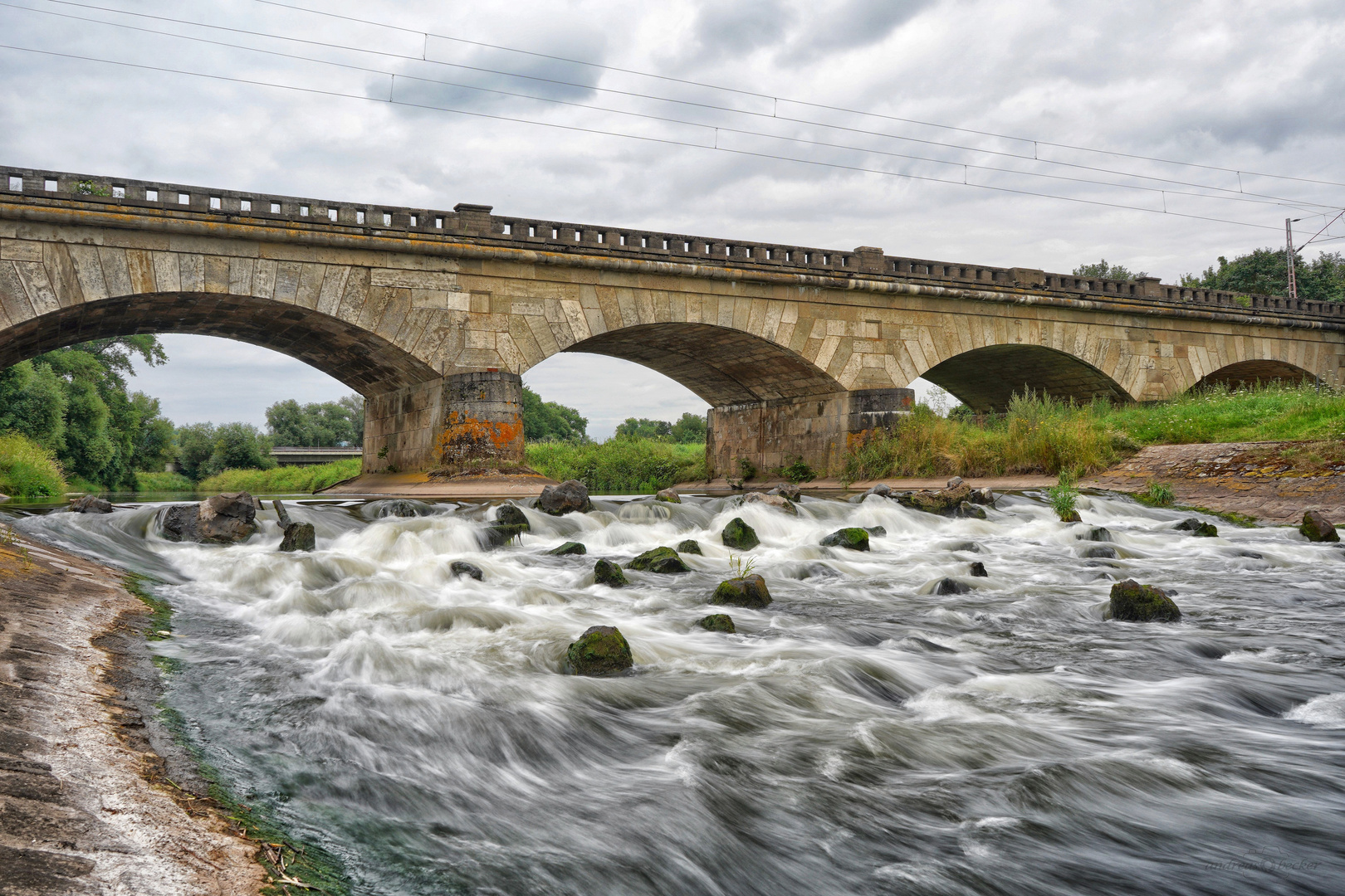 "Alte Eisenbahnbrücke" ...