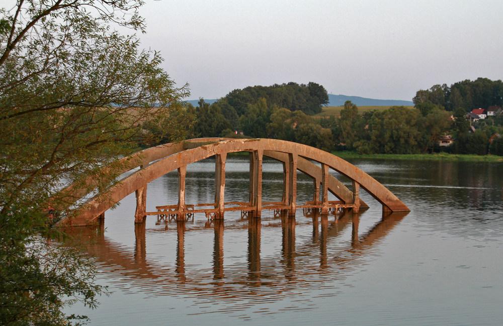 Alte Eisenbahnbrücke