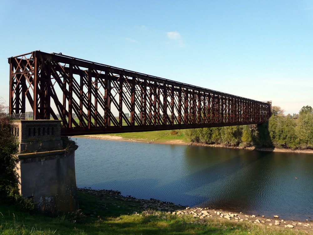 Alte Eisenbahnbrücke Griethausen