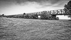 alte Eisenbahnbrücke in Griethausen