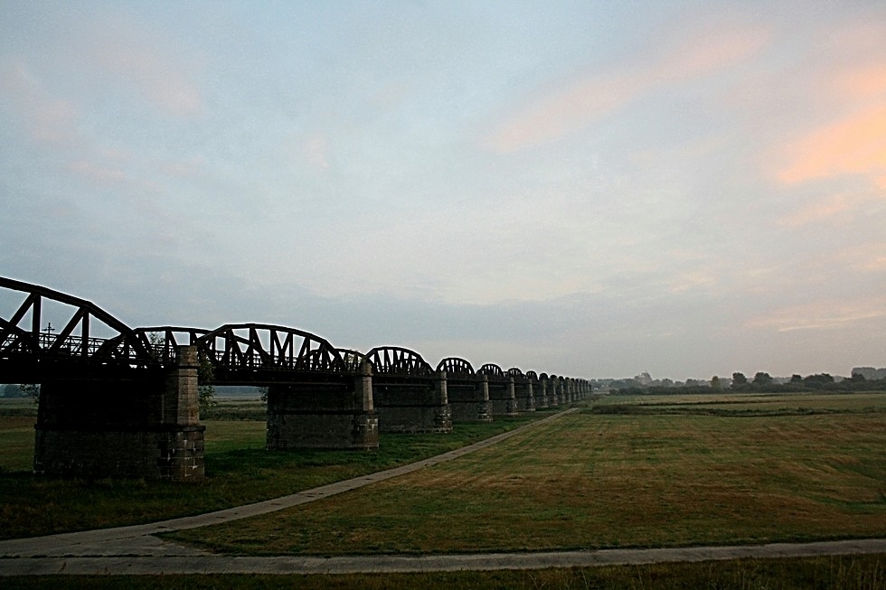 Alte Eisenbahnbrücke nach Dömitz