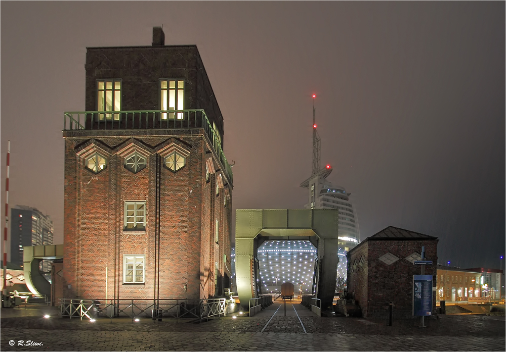 Alte Eisenbahnklappbrücke Bremerhaven