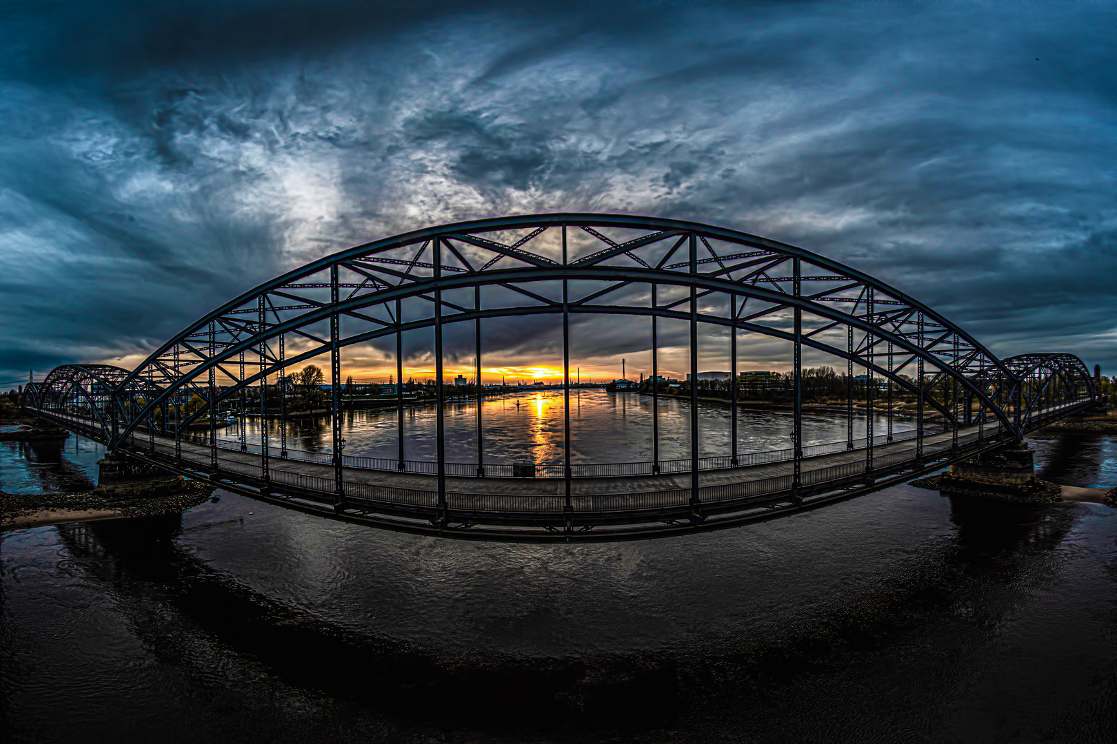 Alte Elbbrücke