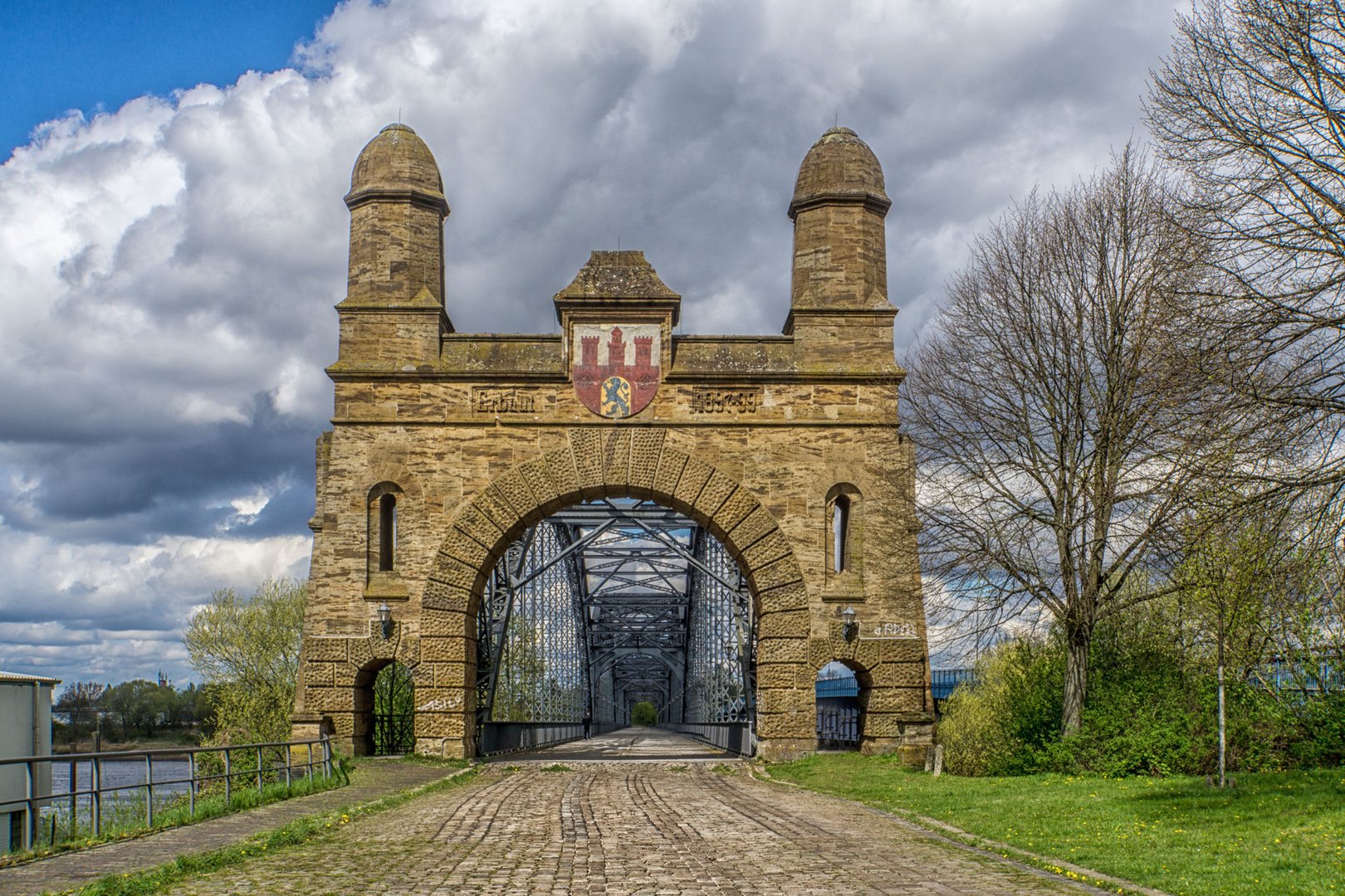 Alte Elbbrücke