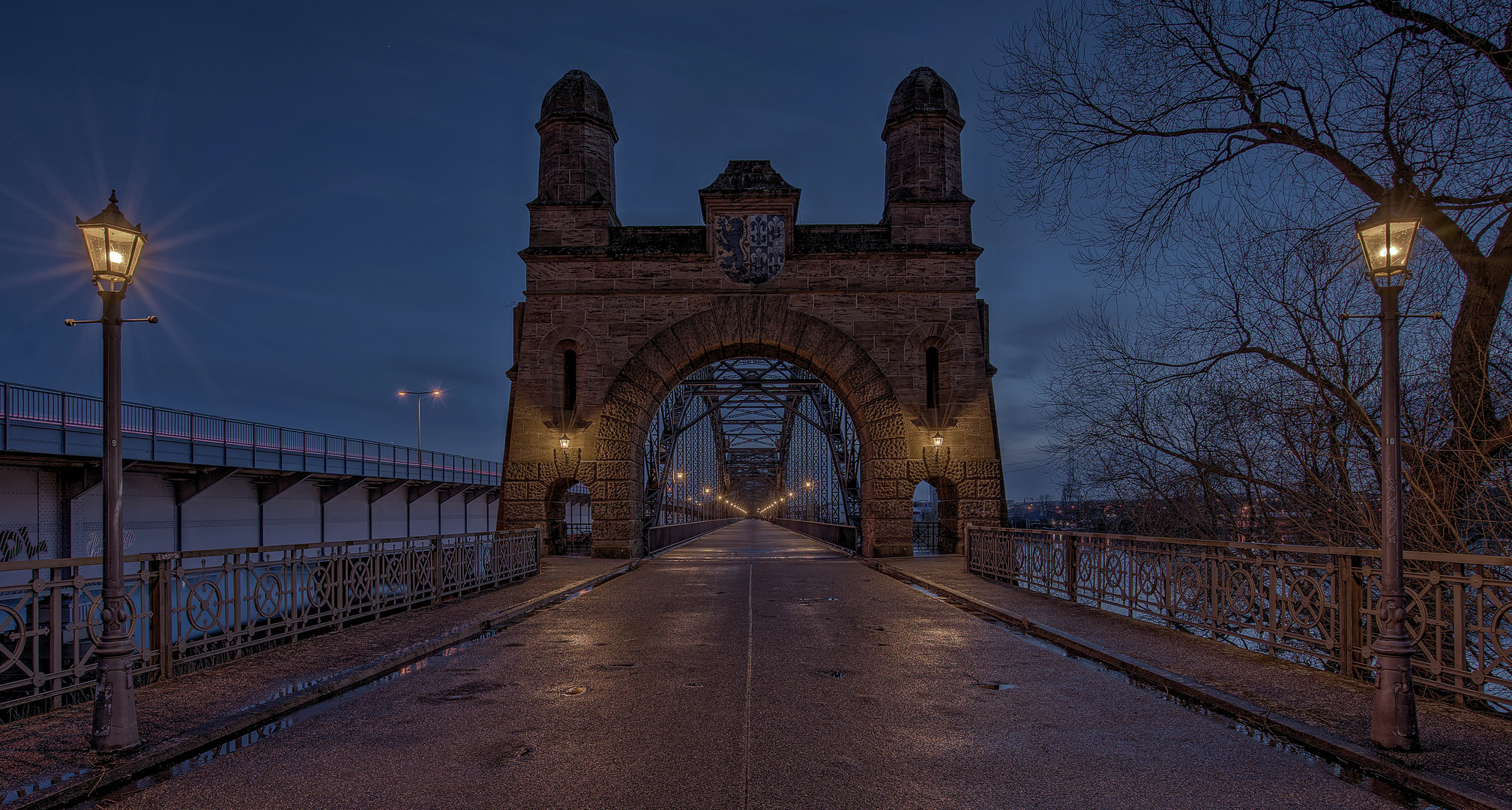 Alte Elbbrücke 