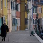 Alte Frau auf Burano