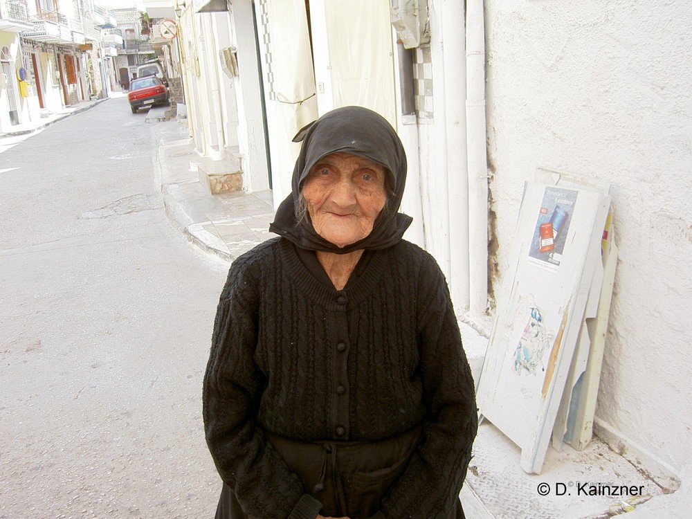 Alte Frau auf Chios