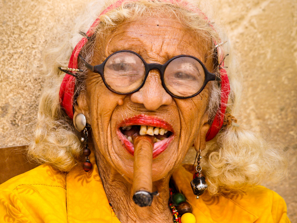 alte Frau auf Kuba Foto & Bild erwachsene menschen, menschen im alter, street Bilder auf