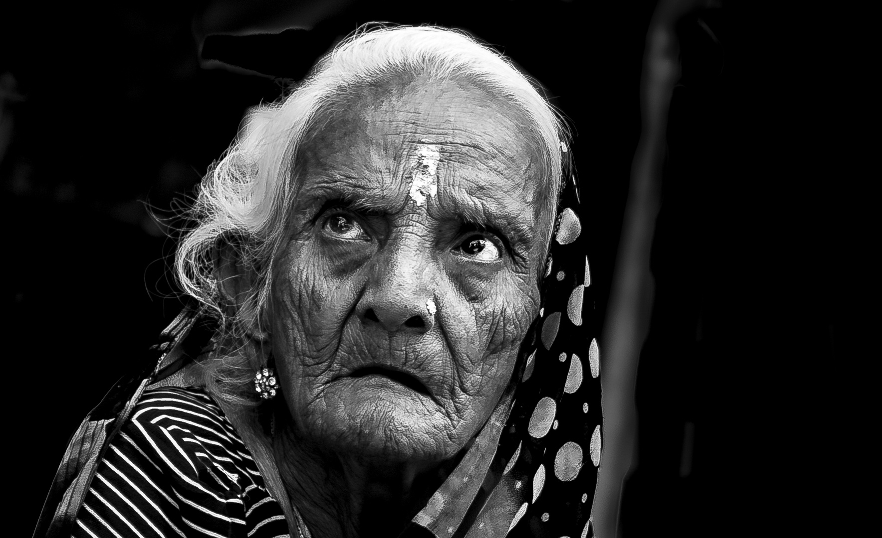 Alte Frau aus Varanasi