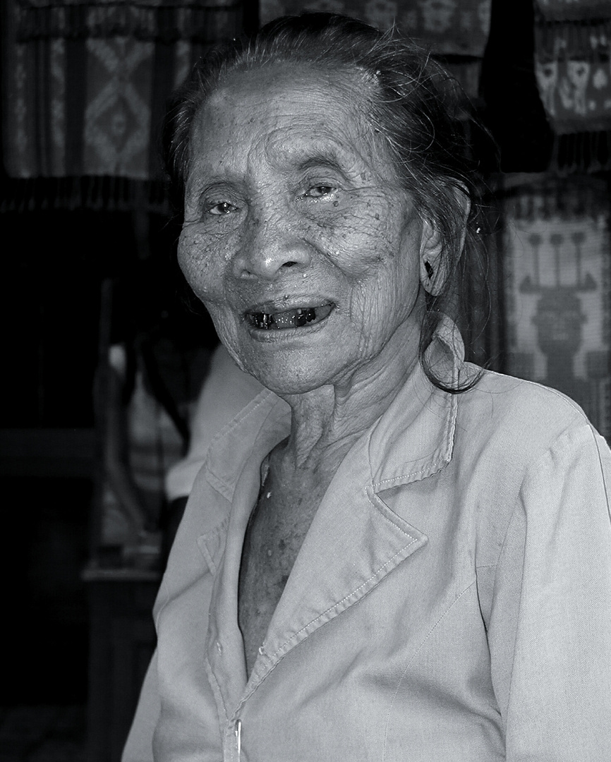 Alte Frau (Bali)