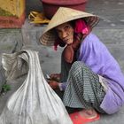 Alte Frau in Hoi An