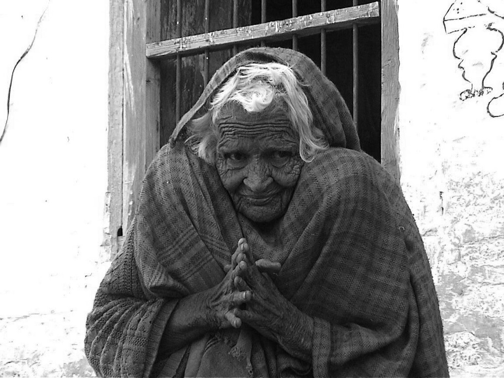 Alte Frau in Jaisalmer