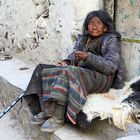 Alte Frau in Lo Manthang, Upper Mustang, Nepal