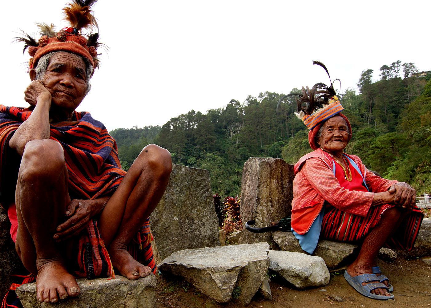 alte Frauen in traditionelle Kleidung - Bergdort, Philippinen