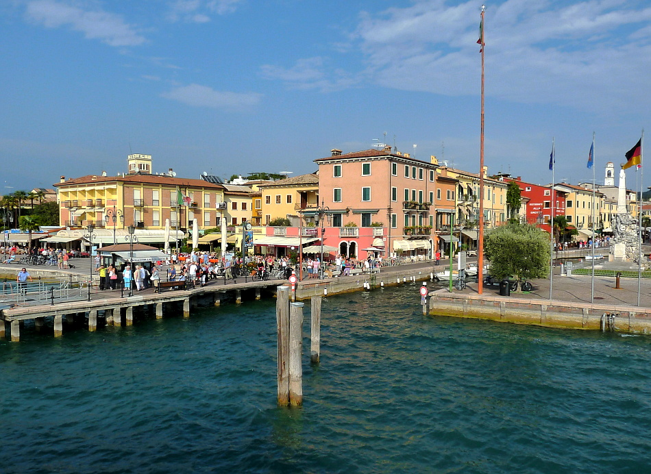 alte Hafeneinfahrt in Lazise