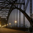 Alte Harburger Brücke am Silvester Abend