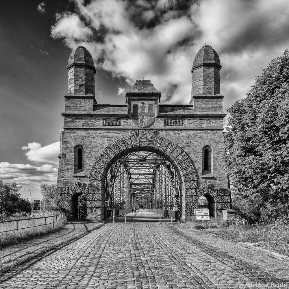 Alte Harburger Elbbrücke