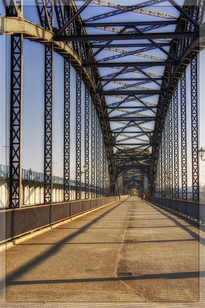 Alte Harburger Elbbrücke