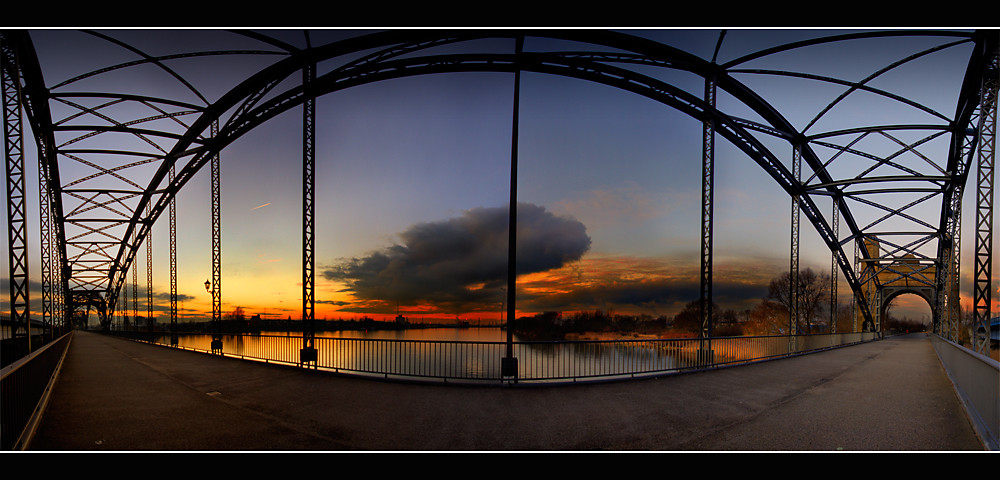 Alte Harburger Elbbrücke V2