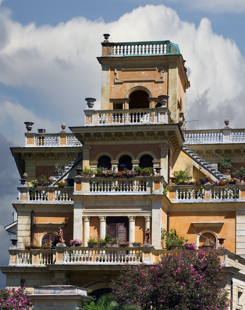 Alte italienische Villa Foto & Bild | architektur ...
