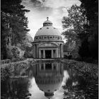 Alte Kapelle auf dem Sennefriedhof ...