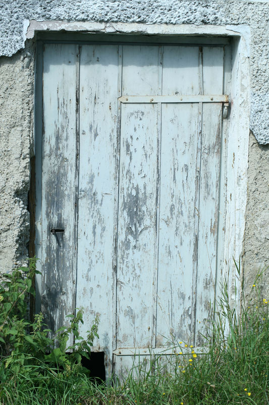 Alte Kellertüre meines Nachbarhauses