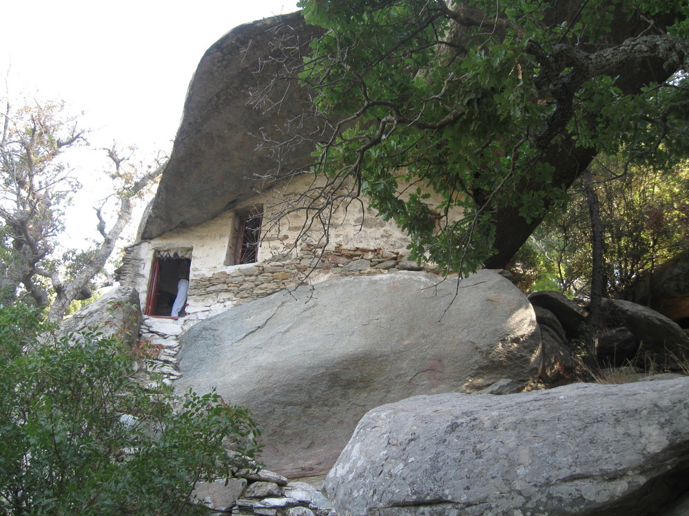 Alte Klosteranlage auf Ikaria