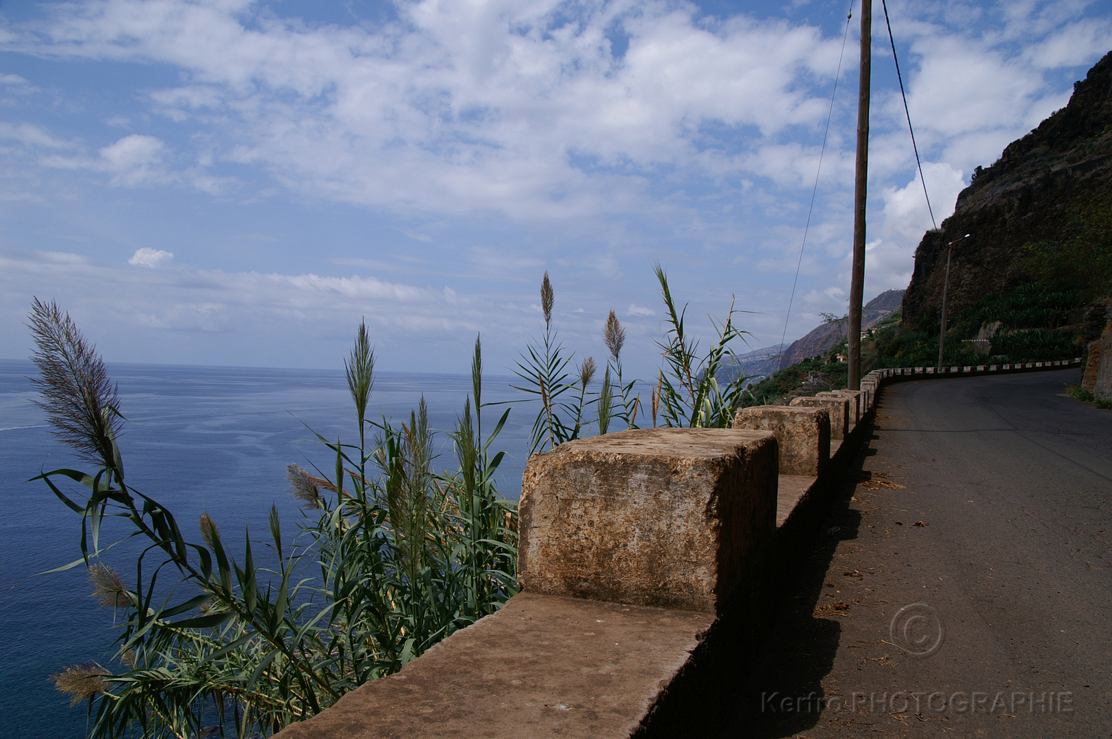 alte Küstenstrasse im Süden der Insel Madeira