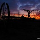 Alte Landtechnik im Abendrot !