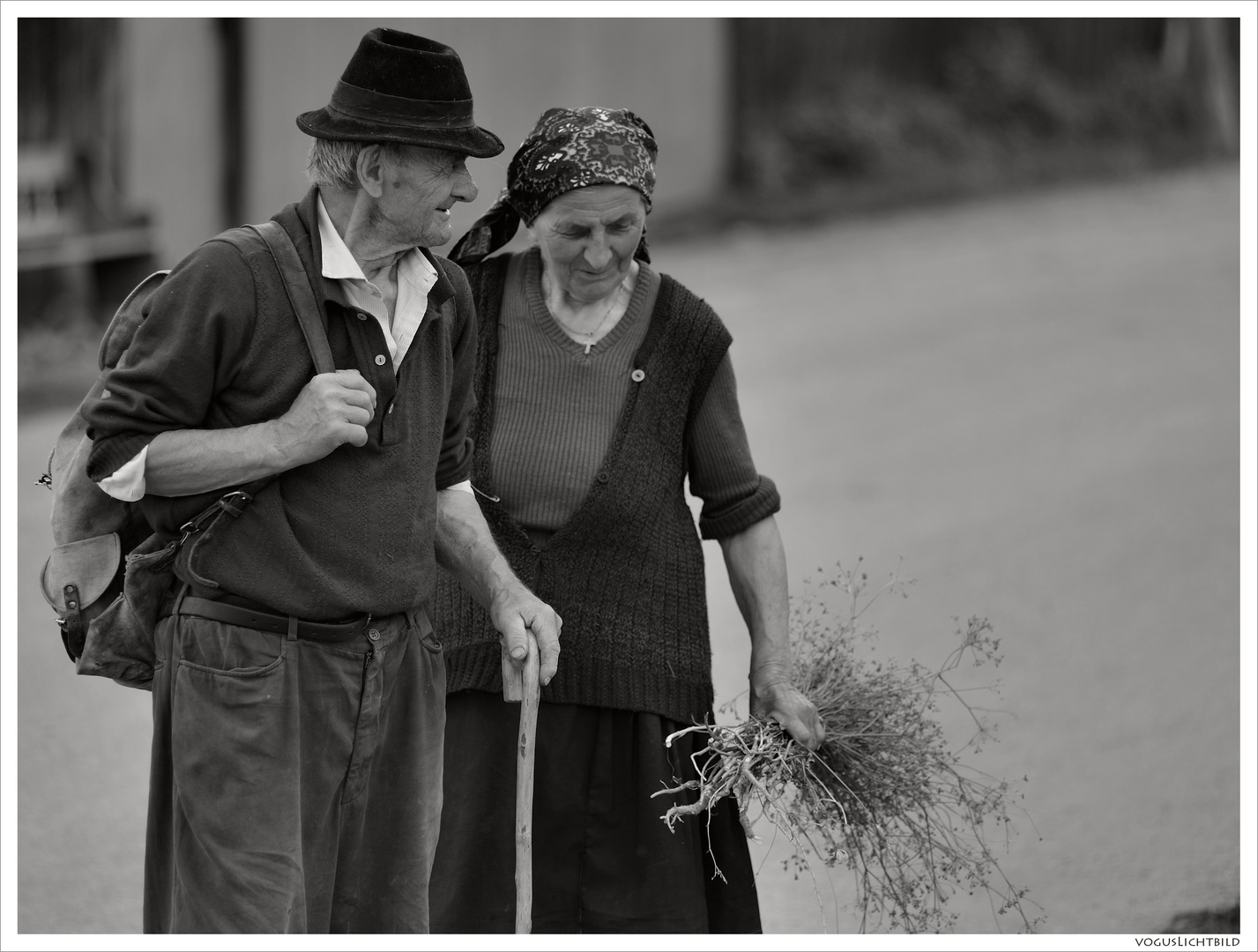 Alte Liebe - Rentnerpaar in Botiza Maramuresch