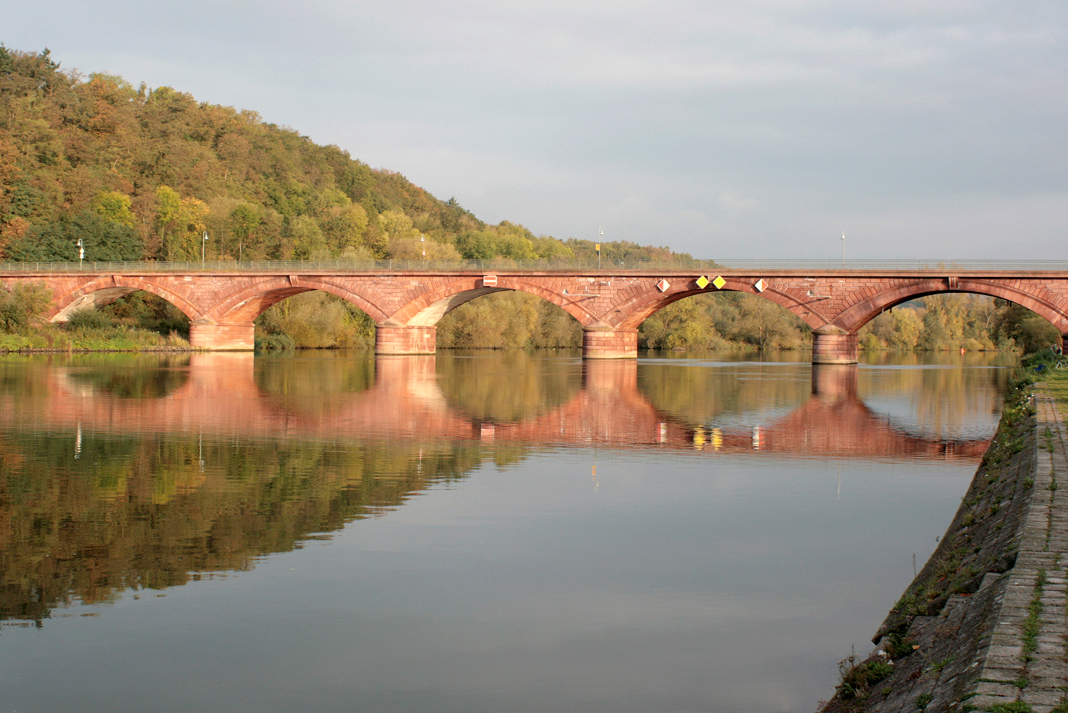 Alte Mainbrücke