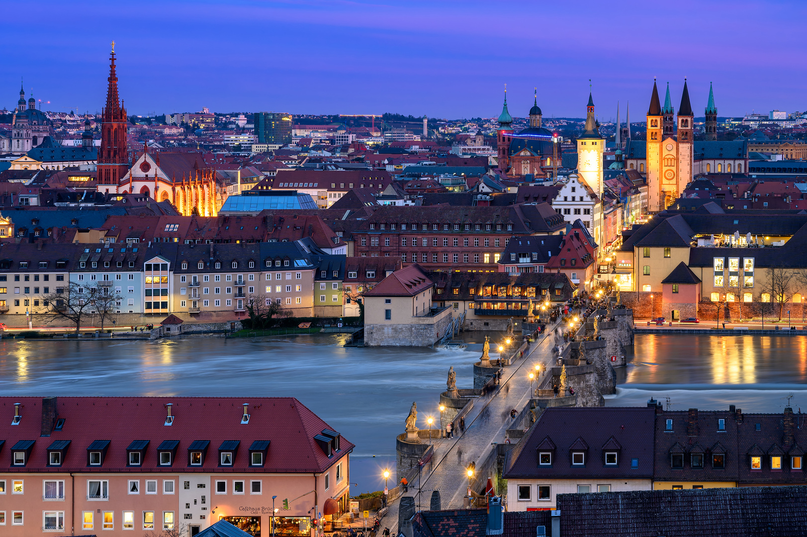 Alte Mainbrücke und Altstadt