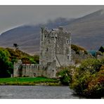 Alte Mauern.... (Ross Castle am Lough Leane , Irland ) bearbeitet