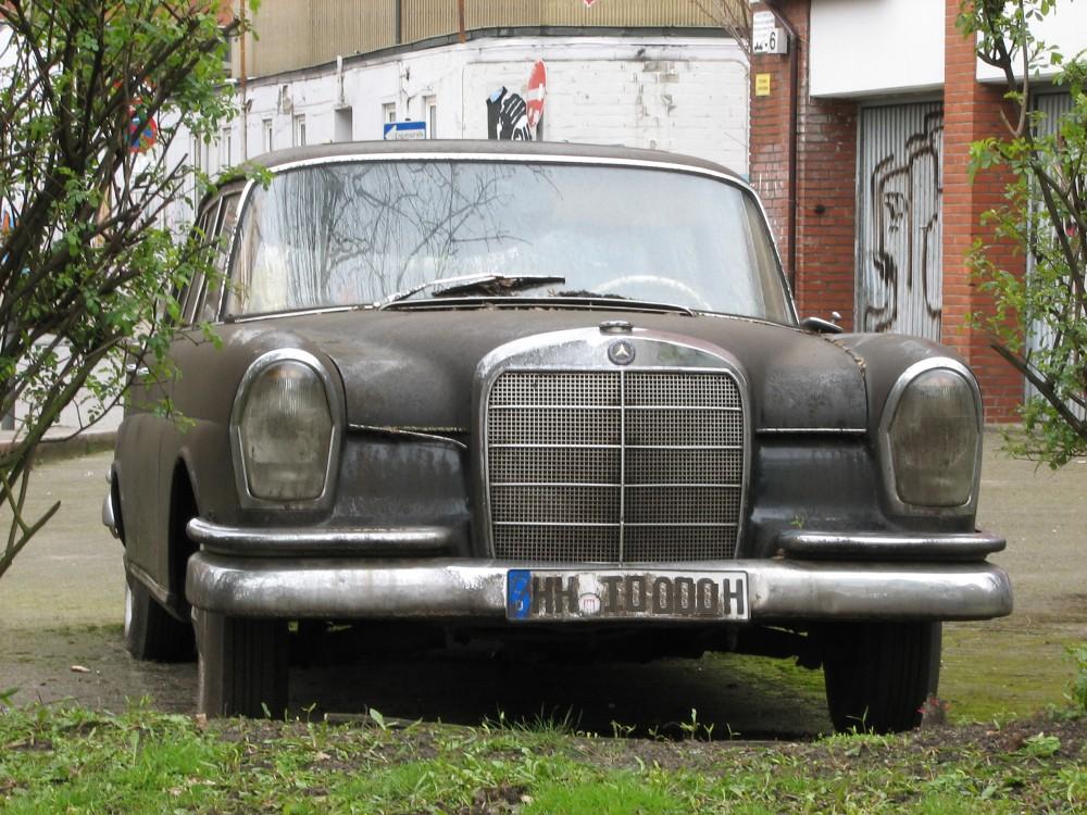 alte Mercedes S-KLasse