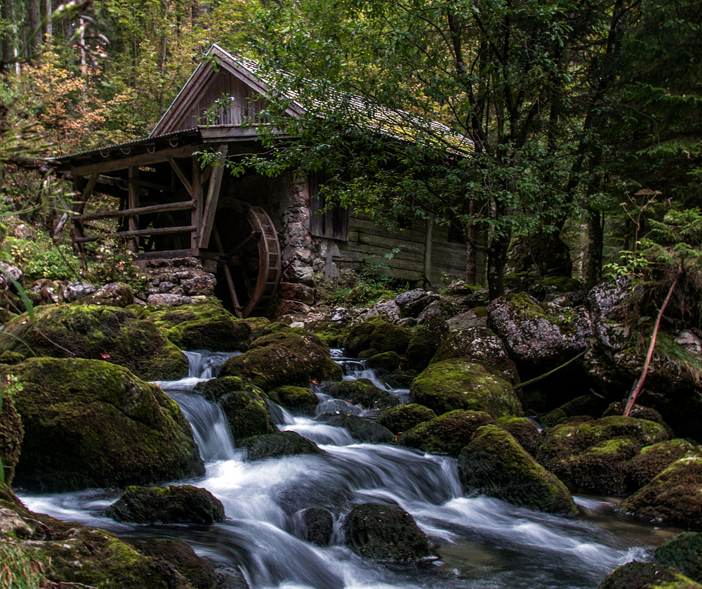 Alte Mühle beim Gollinger Wasserfall