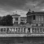 Alte Nationalgalerie von der Spreeseite