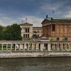 Alte Nationalgalerie von der Spreeseite (farbig)