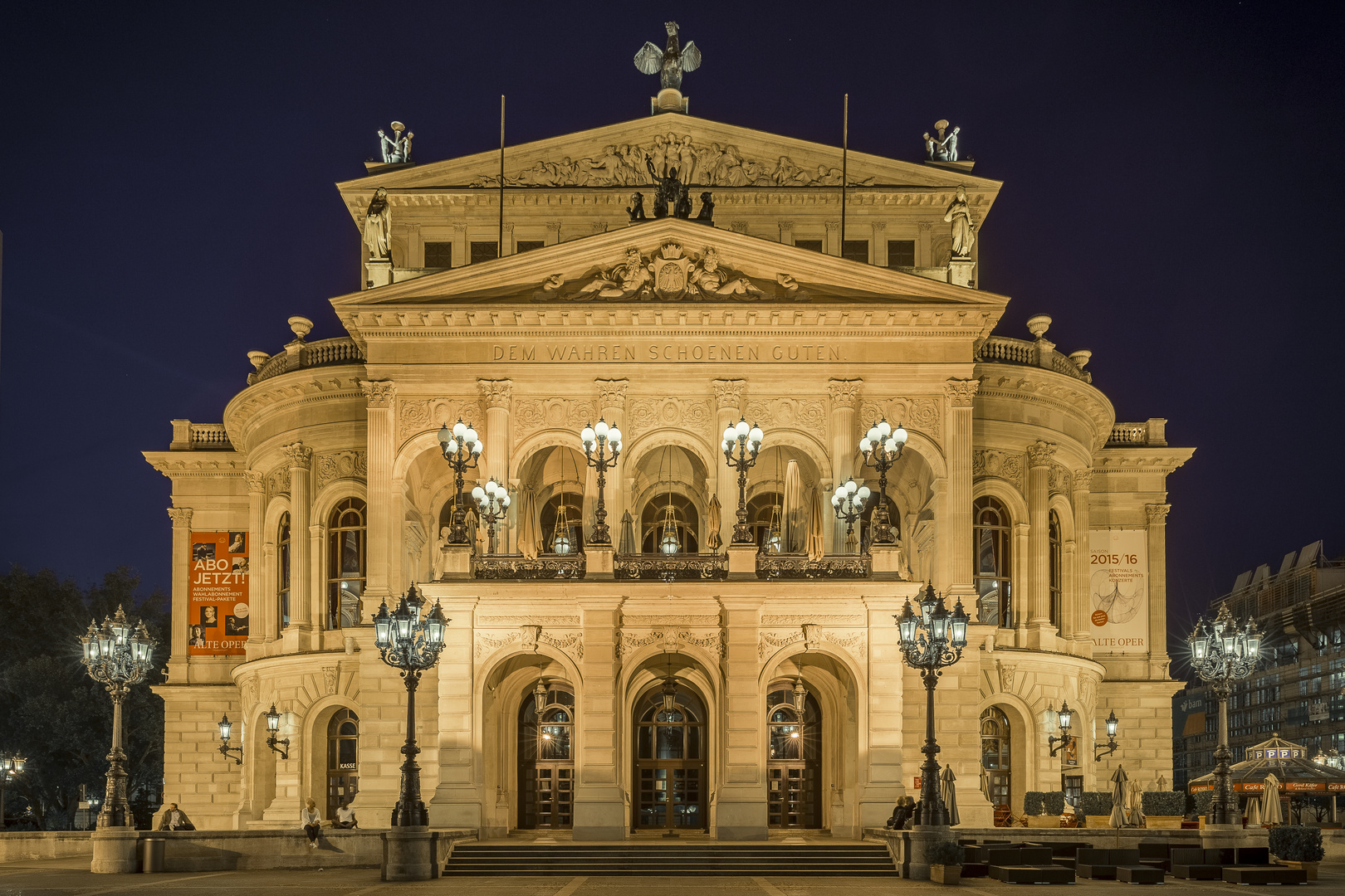 Alte Oper bei Nacht