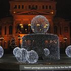 Alte Oper Frankfurt mit Weihnachtsbrunnen