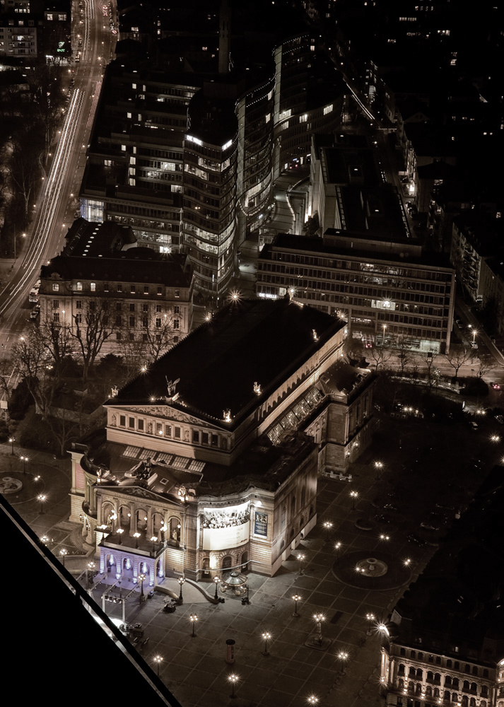 Alte Oper Frankfurt @ Night - vom Maintower