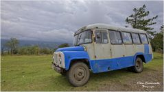 Alte russische ZIL 130 als Busversion